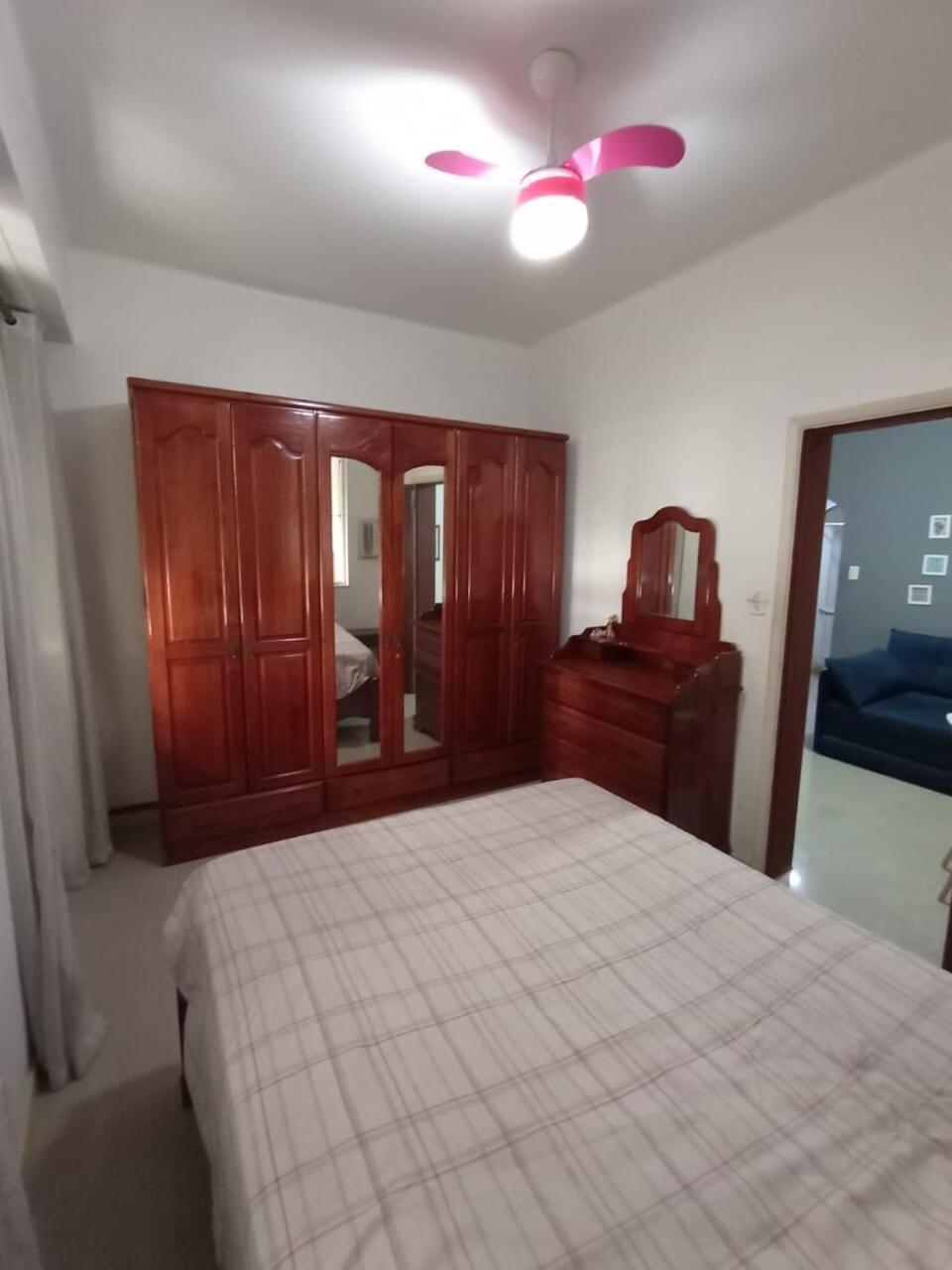 Apartamento Barao De Ipanema In Copacabana Rj *
